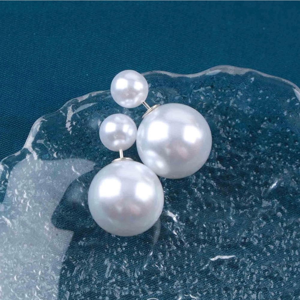 Anthropologie Shashi “Fenmore” Double Ball Pearl Dual Front Back Post Ear Jacket - Picture 9 of 16